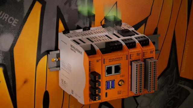 RevolutionPi Connect industrial IPC
